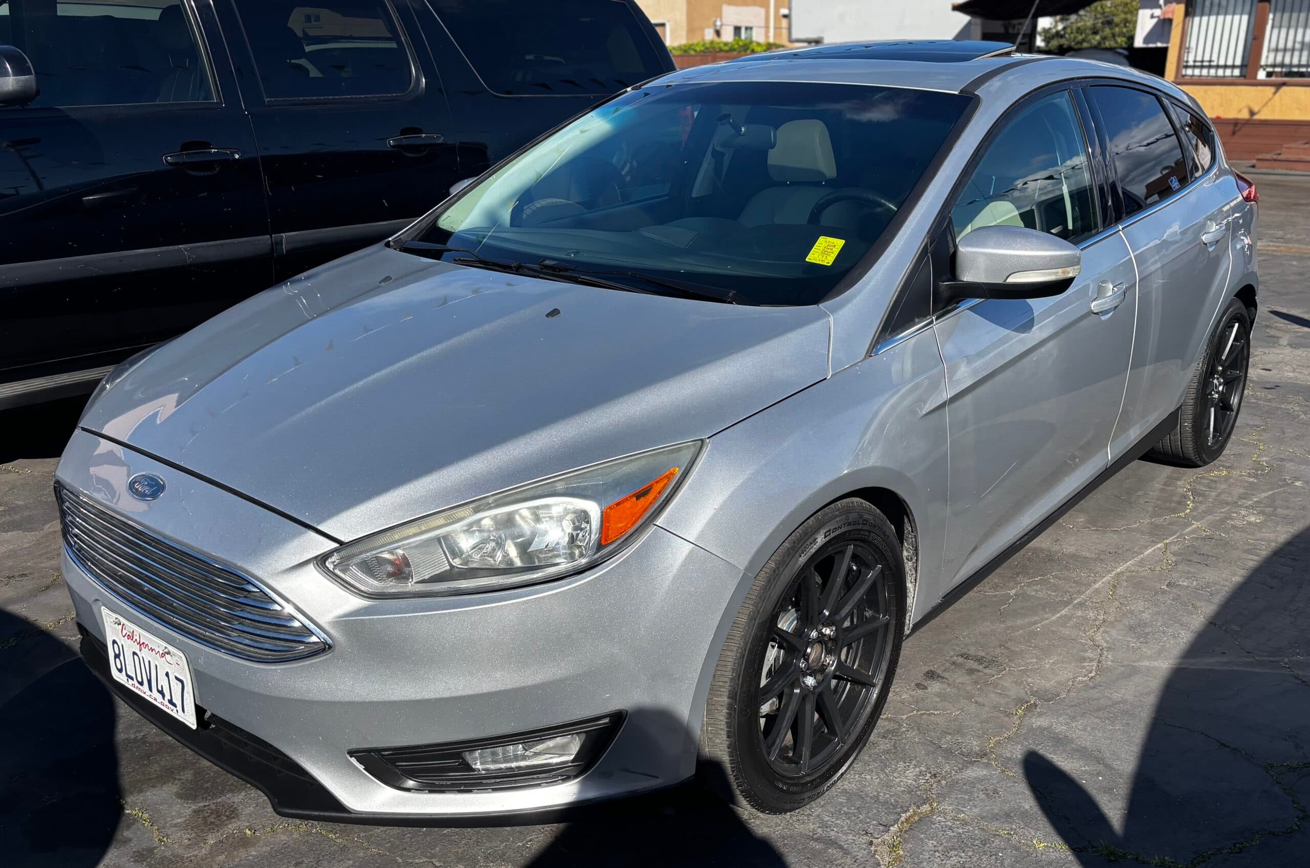 2018 Ford Focus TITANIUM thumbnail 2