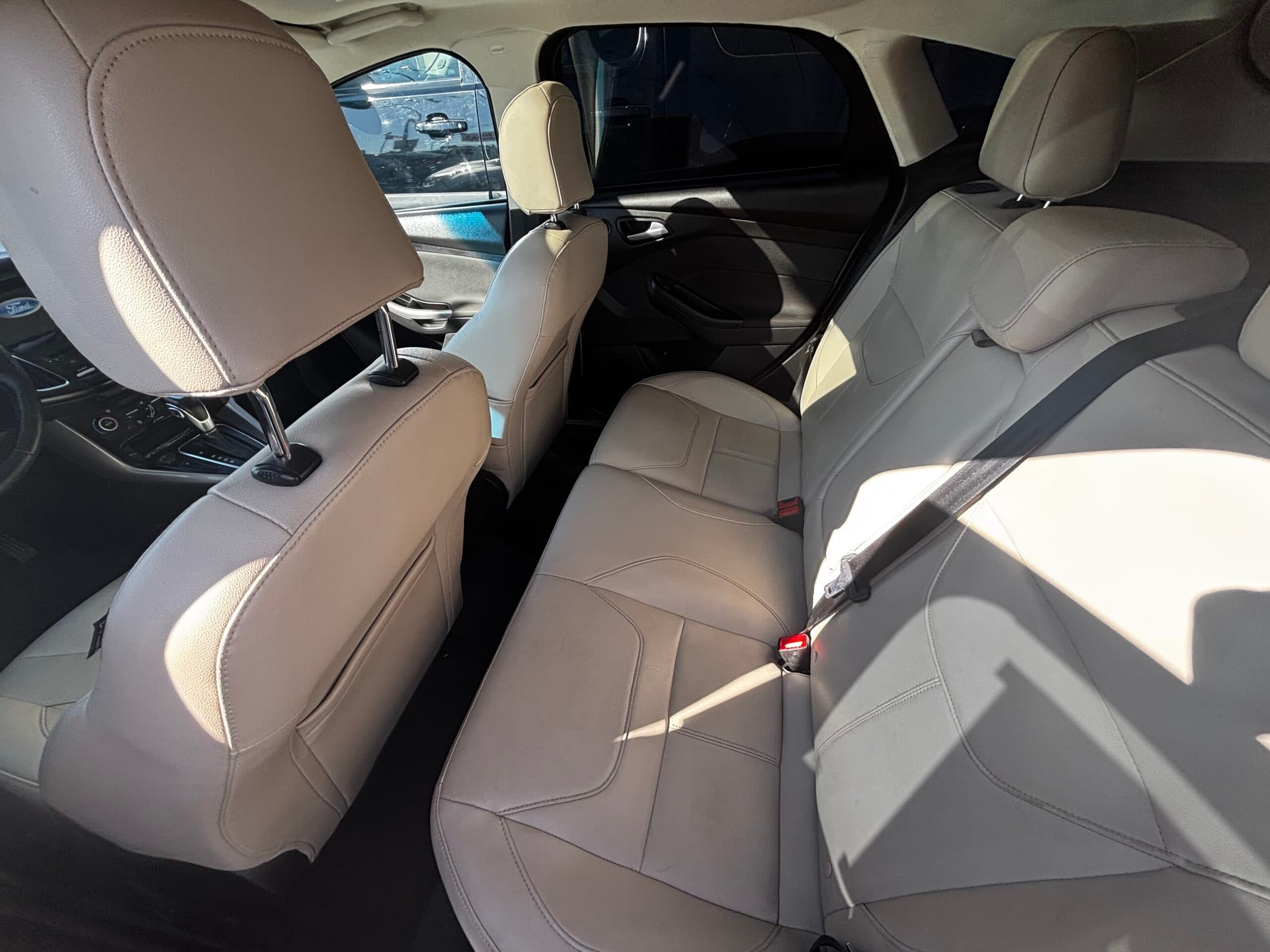 2018 Ford Focus TITANIUM thumbnail 7