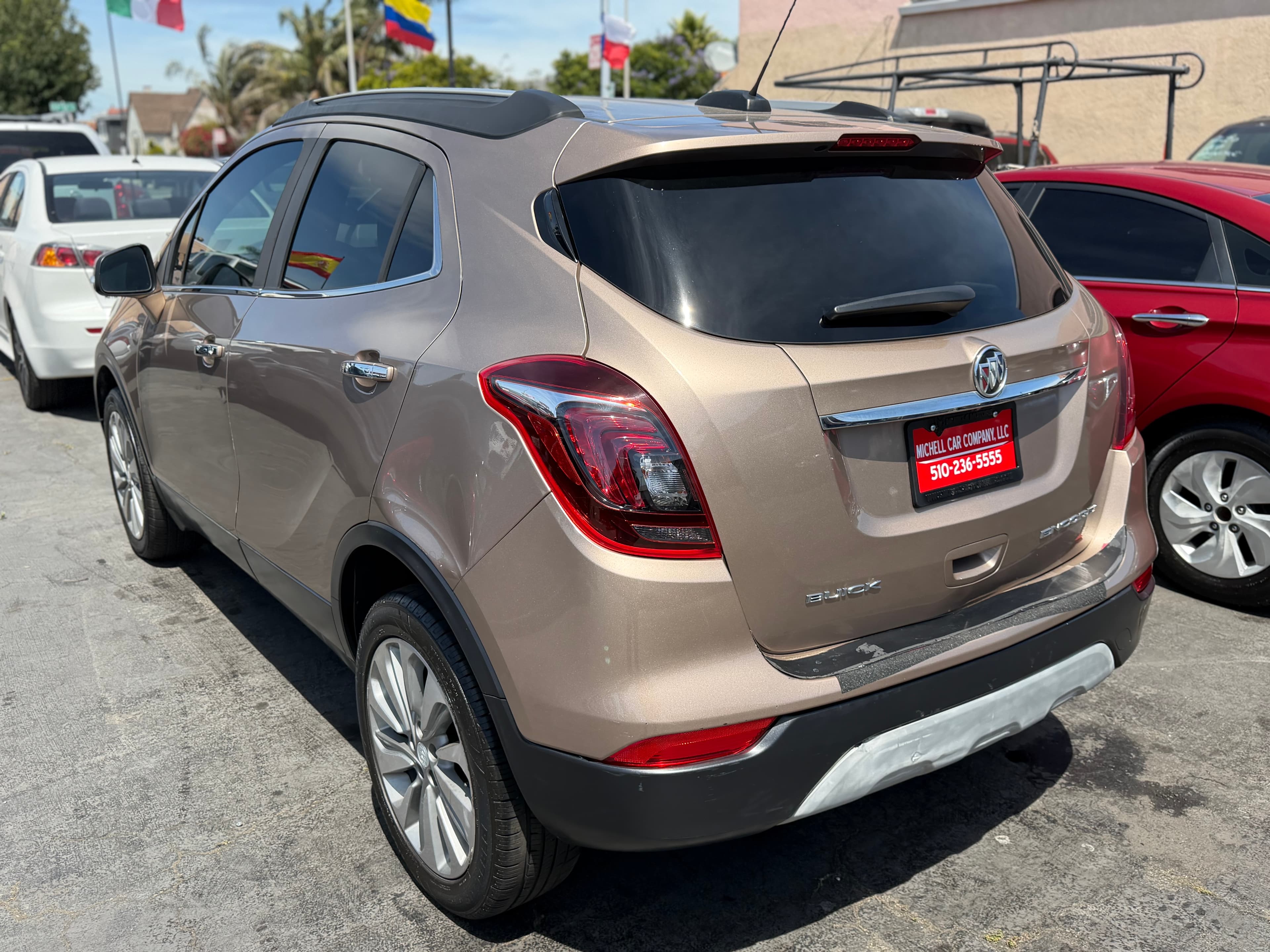 2018 Buick ENCORE PREFERRED thumbnail 4