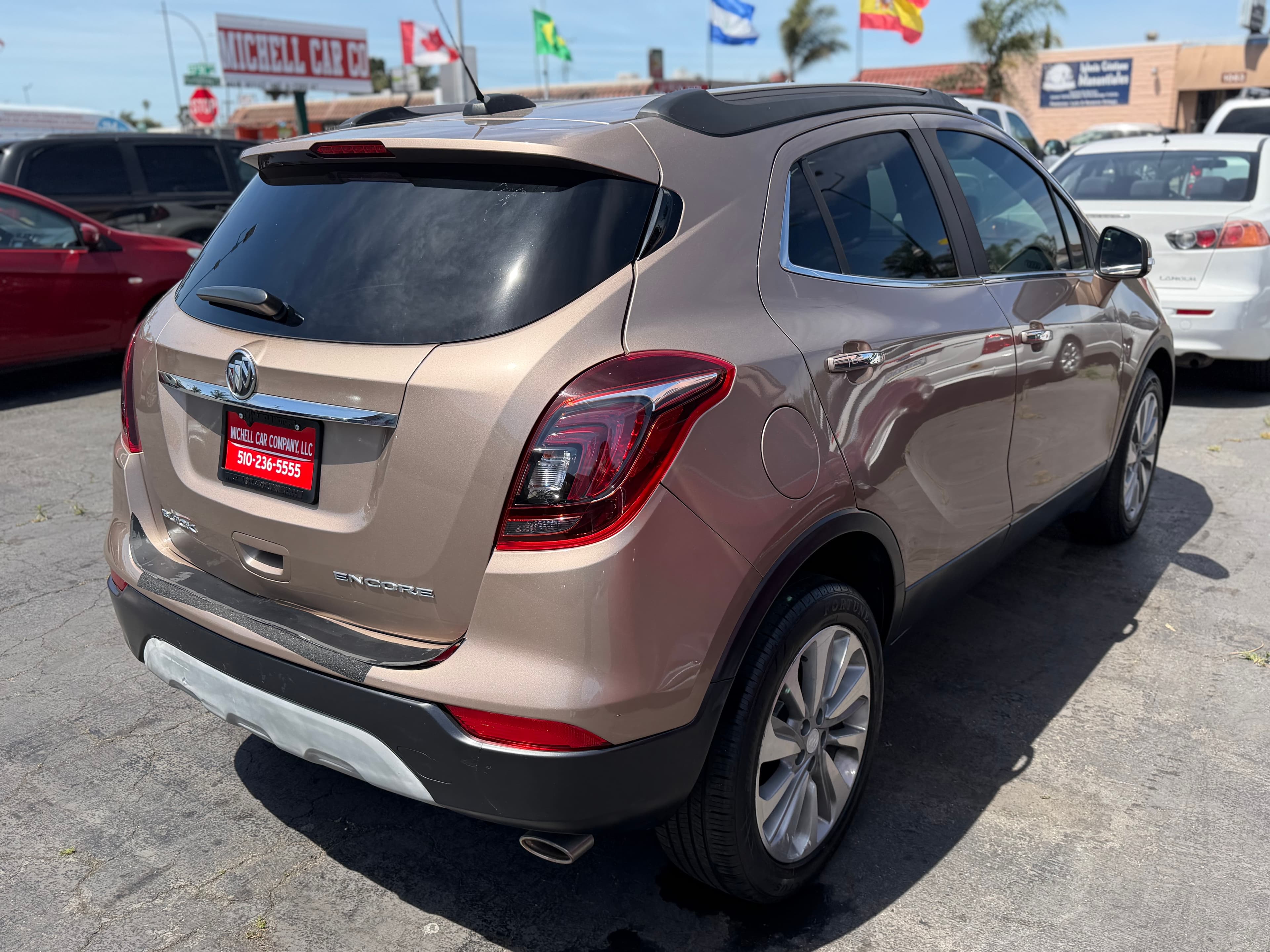 2018 Buick ENCORE PREFERRED thumbnail 3